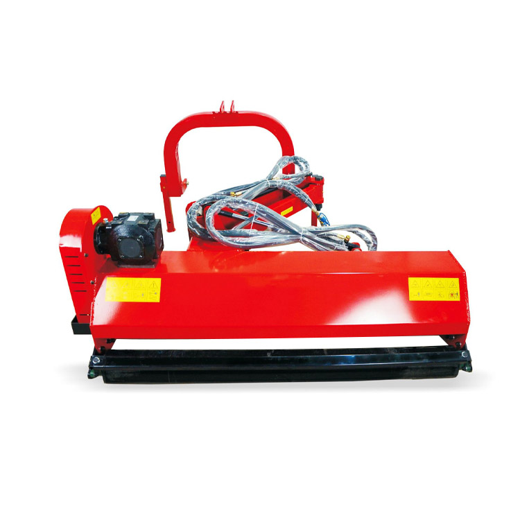 Traktor namontovaný na bleskovú kosačku